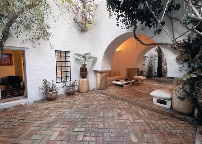 Dar Esaroual Hammamet B&B